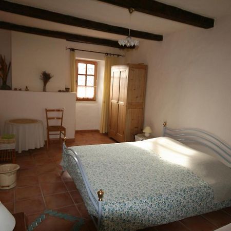 Mas Des Tours Chambre D'Hotes Tornac Bagian luar foto