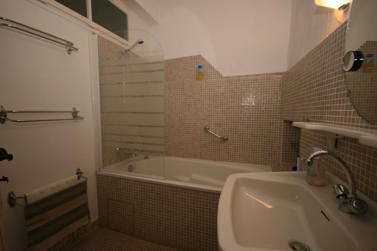 Mas Des Tours Chambre D'Hotes Tornac Bagian luar foto